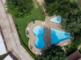 2118 Warnford Pl, Arlington, TX 76015