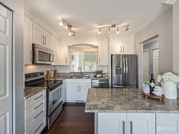 3rd image of 8827 1st Street NE #B