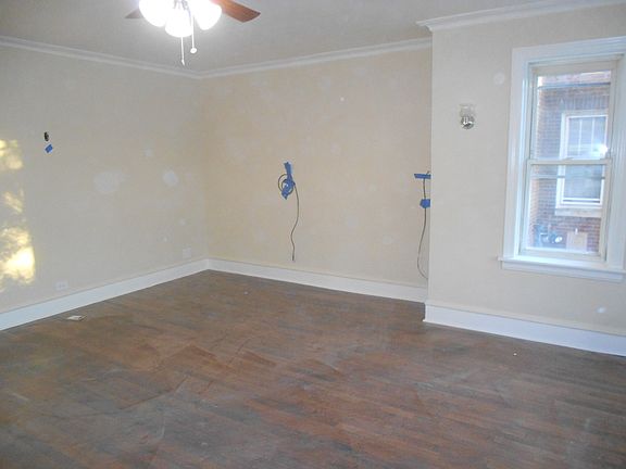 3rd image of 6121 N Richmond St APT 2