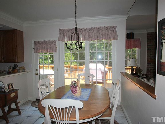 5th image of 520 Hardscrabble Dr