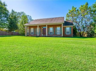 9271 McFarland Trace Dr, Mobile, AL 36695