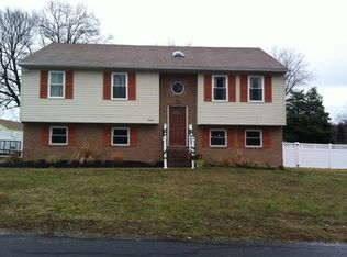 7678 Turnbrook Dr, Glen Burnie, MD