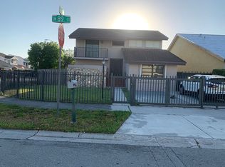 660 SW 89th Ct, Miami, FL 33174