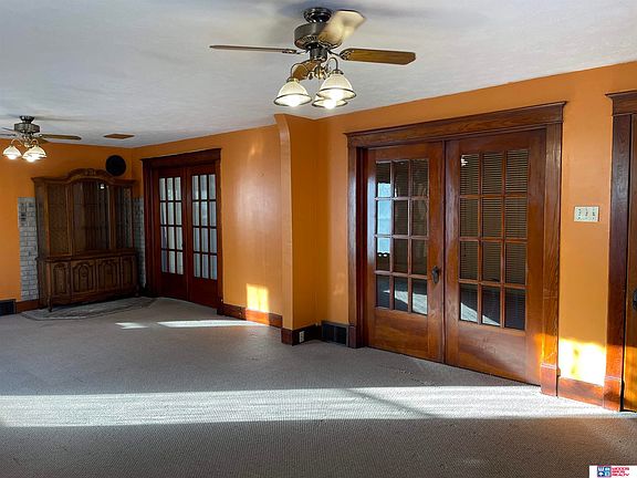 3rd image of 630 Park Ave