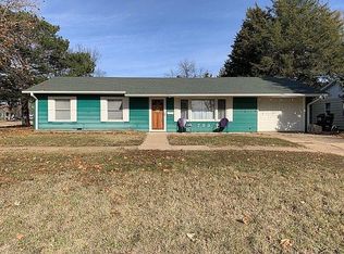 703 E 8th St, Minneapolis, KS 67467