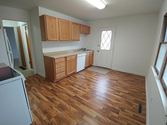 4th image of 2088 Colfax Ave