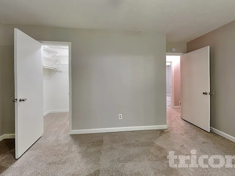 3626 Whitfield Way — Photo 6