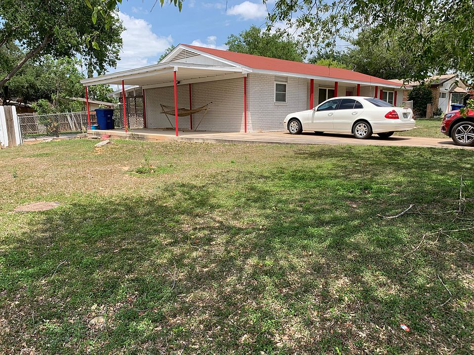 2nd image of 212 Candlewood Rd