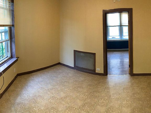 3rd image of 24 Broadway APT 2
