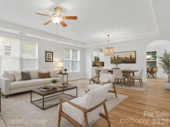 1022 Fleming Ln, Matthews, NC 28104