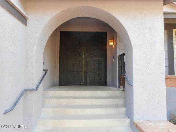 3rd image of 7430 S Camino Bello