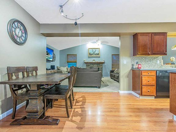 3rd image of 1559 Morrison Farms Dr