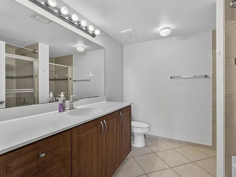 6510 Emerald Dunes Dr #308 — Photo 23