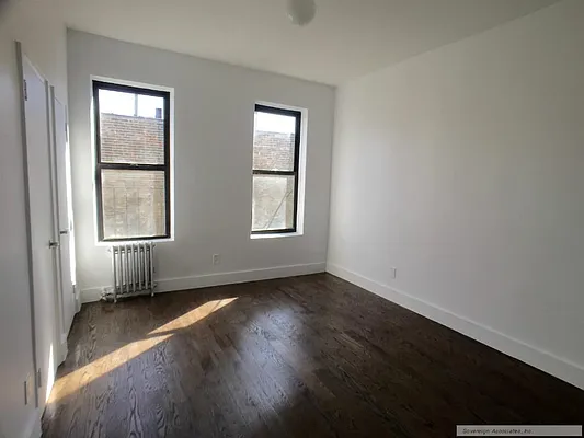 Rented by Sovereign Associates | media 10