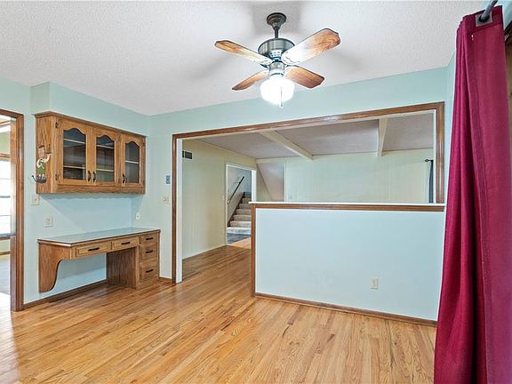 4th image of 6408 Marion Ave