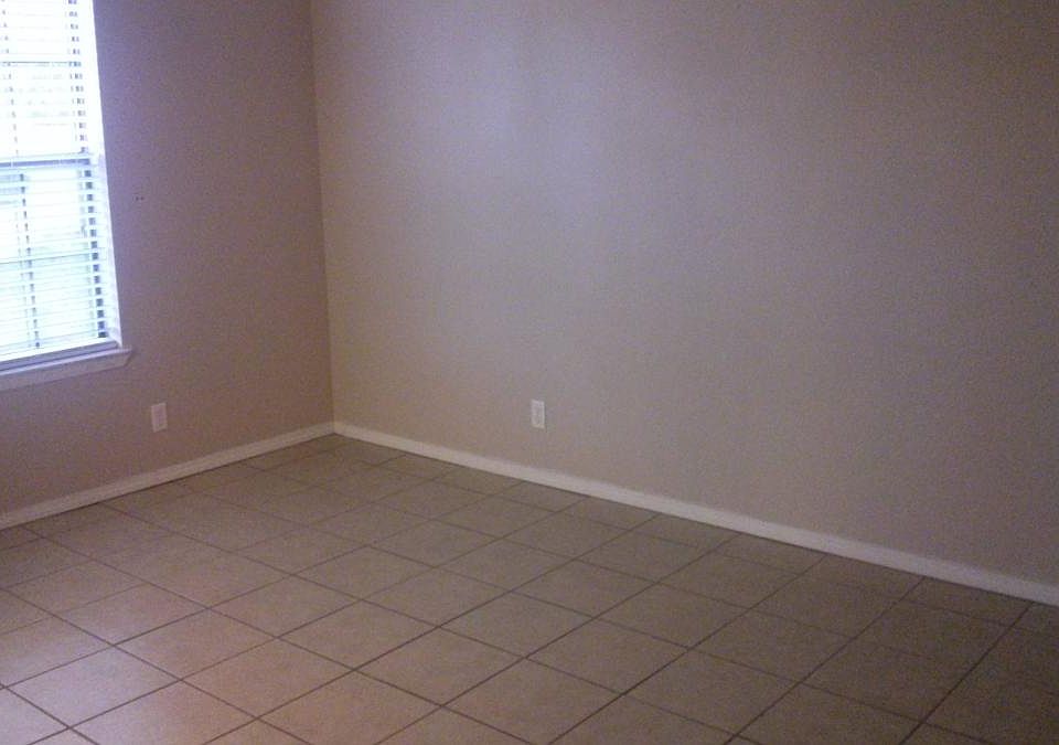 1st image of 3509 Tulane Dr NE APT 1