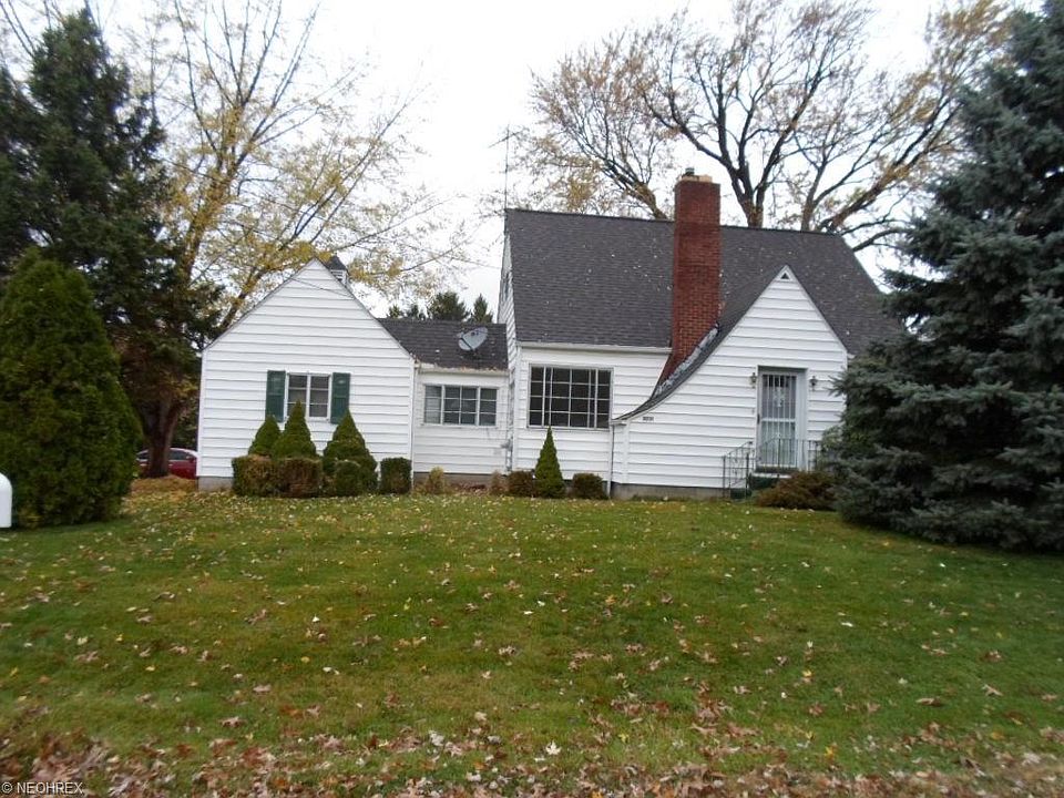 1st image of 2731 Michaels Dr