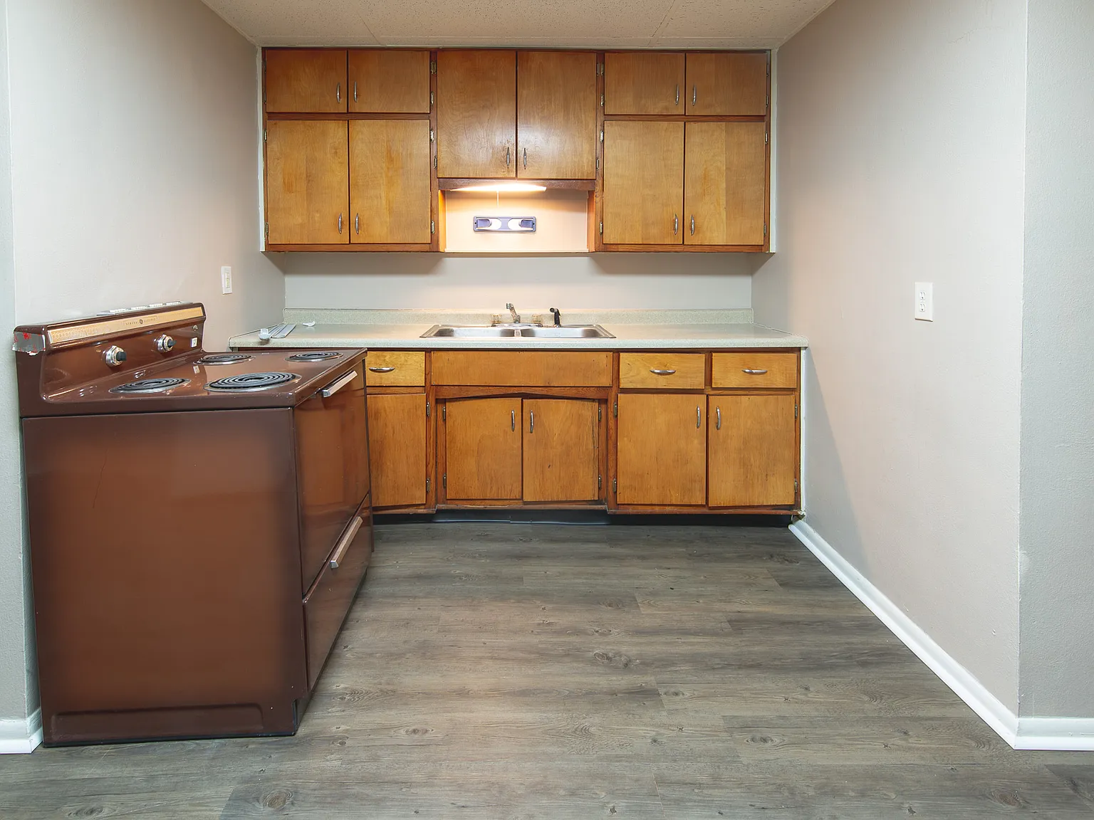 1 bed, 1.0 bath, 500 sqft, $695 — Photo 4