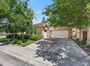 6227 Riverbank Cir, Stockton, CA 95219