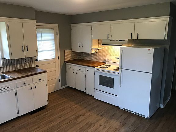 3rd image of 10471 Faulk St