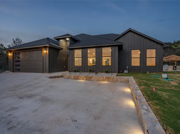 5117 Waterfield Dr, Granbury, TX 76048