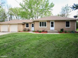 26519 Oak Ridge Dr, Wind Lake, WI 53185