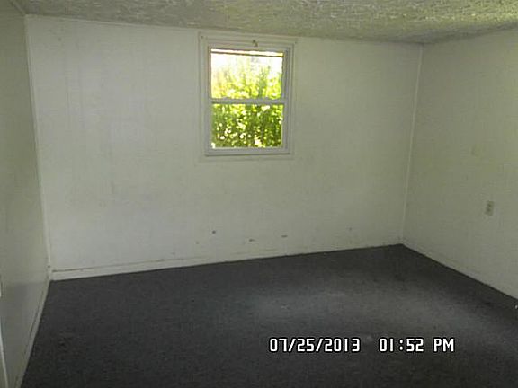 4th image of 2402 Greenbelt Dr