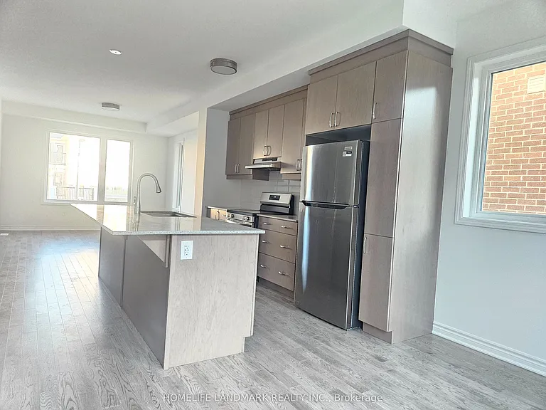 92 Avani Ave — Photo 11