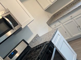 2443 Noble Rd APT 4, Cleveland Heights, OH 44121