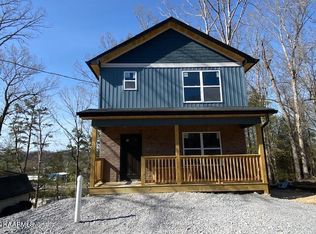 Cherokee Cir, Sevierville, TN 37862
