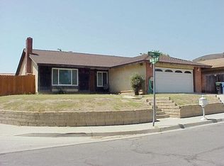 400 King Ct, Santa Paula, CA 93060