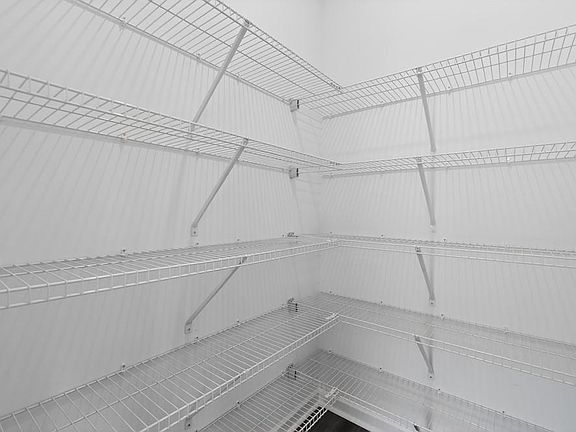 4th image of 5829 Schelton Pl SE
