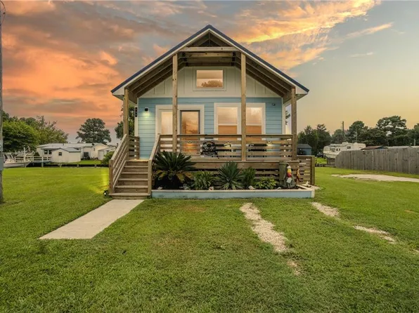 111 Reef Ln, Grandy, NC 27939