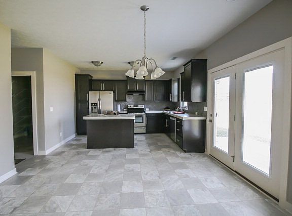 3rd image of 2346 Blossom Ct