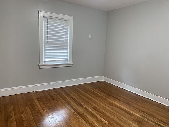 2nd image of 2 Livingston Ave APT 2