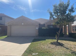 10009 Cougar Trl, Fort Worth, TX 76108