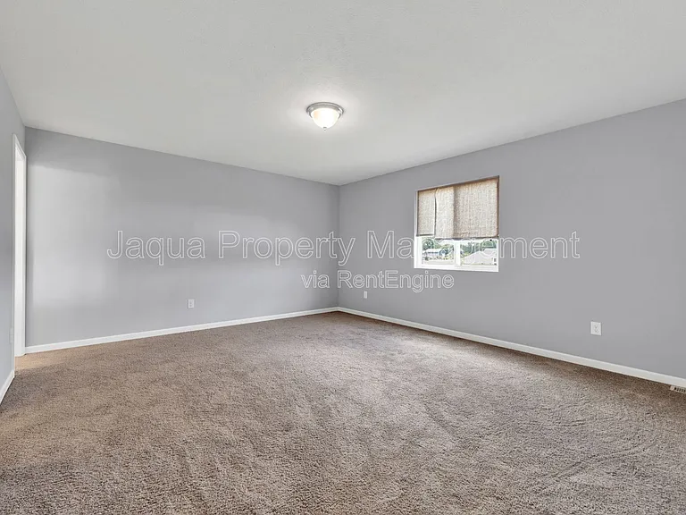 48265 Silver Oaks W — Photo 15