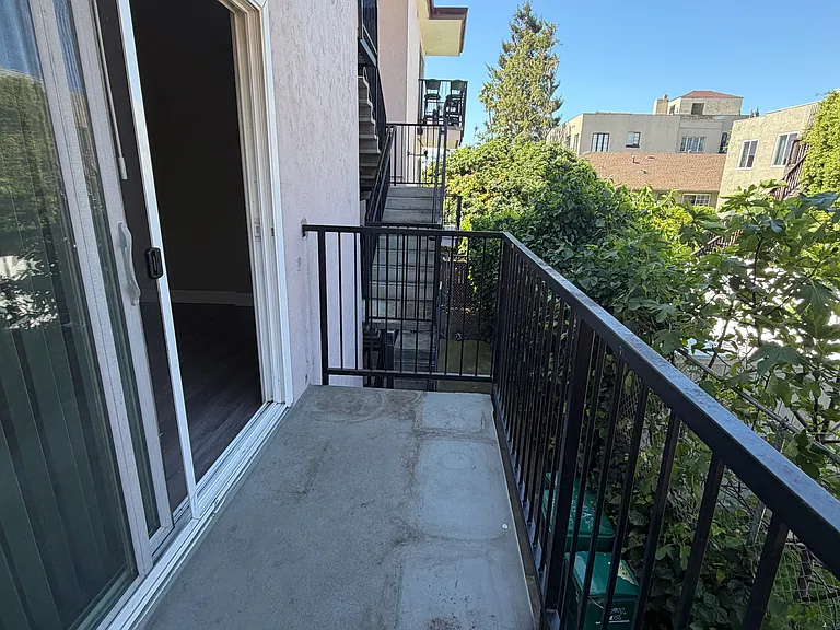2605 9th Ave #C — Photo 6