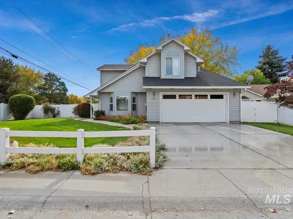 10611 W Treeline Ct, Boise, ID 83713