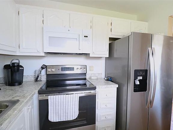 2nd image of 11725 Boynton Ln