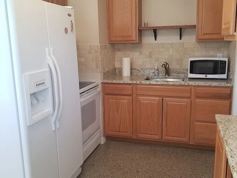 7018 Baywood Dr — Photo 8
