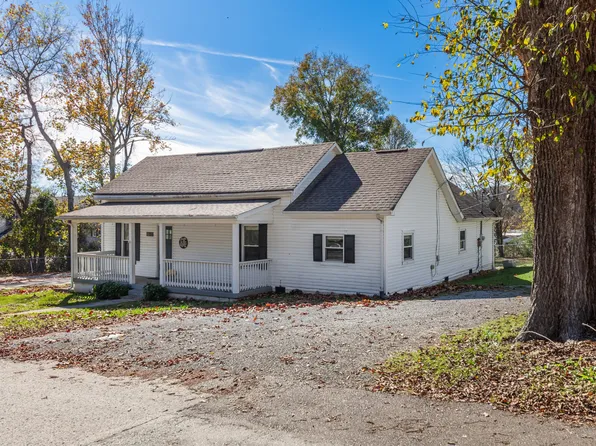 114 Oak St, Ashland City, TN 37015
