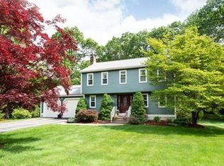 11 Westcott Rd, Hopedale, MA 01747