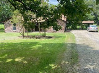 36 Phelps Slab Rd, Huntsville, TX 77340