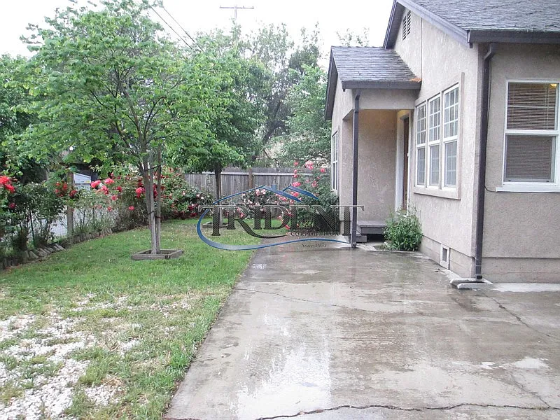 2 bed, 1089 sqft, $1,750 — Photo 4