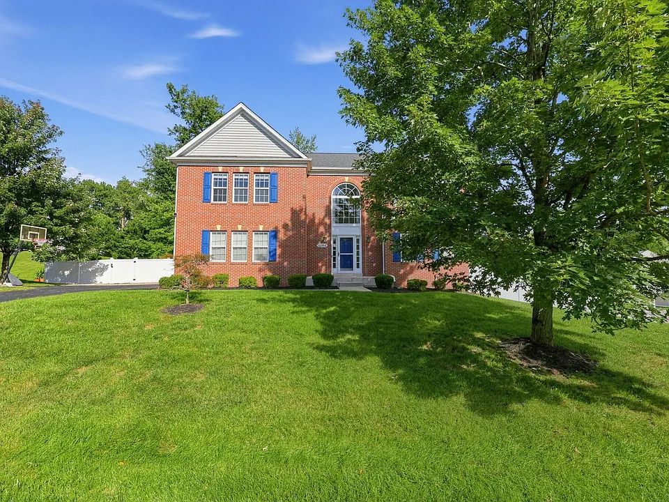 12014 Crestwood Ave S