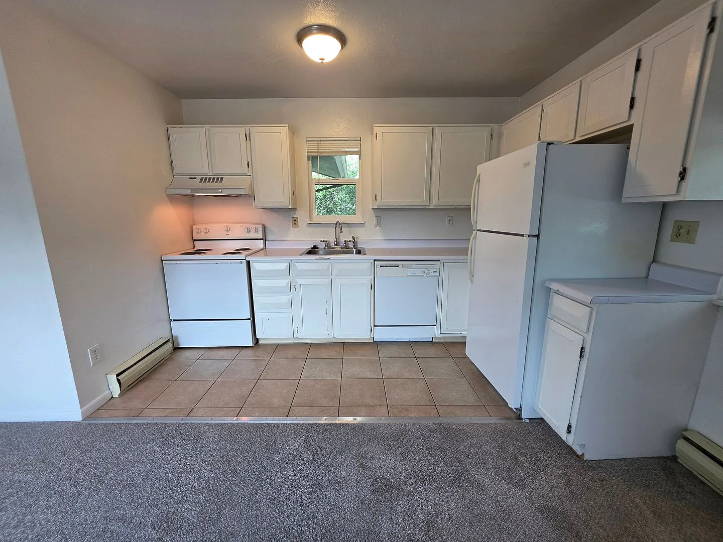 3515 Hayden — Photo 3