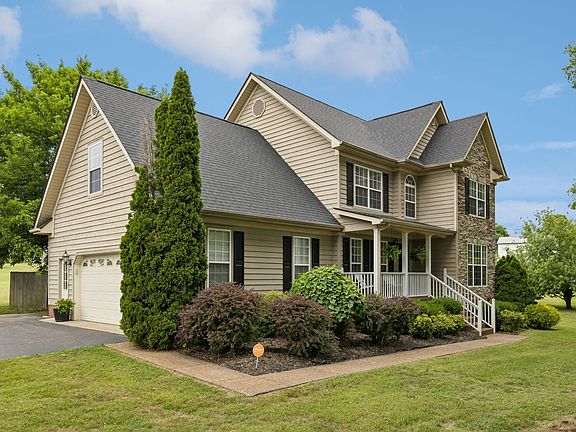 3rd image of 1399 Standing Stone Cir
