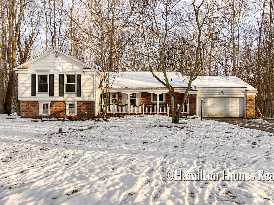 1st image of 905 Geneva Dr