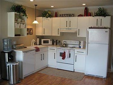 4th image of 410 Devitt Ave